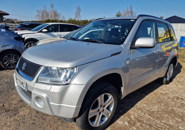 Suzuki Grand Vitara cena 12900 przebieg: 149562, rok produkcji 2006 z Turek małe 79